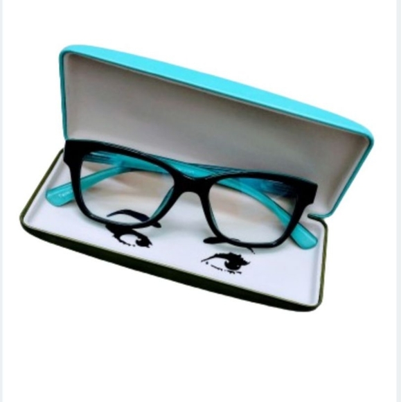 Kate Spade Hard Case for Reading Glasses w/FREE Blue Light Filtering Glasses - Picture 3 of 16